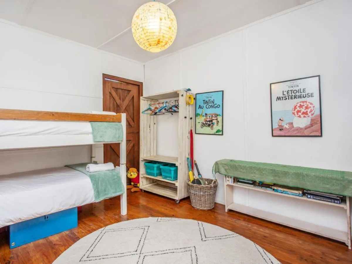 別荘 Scarborough Beach Bungalow