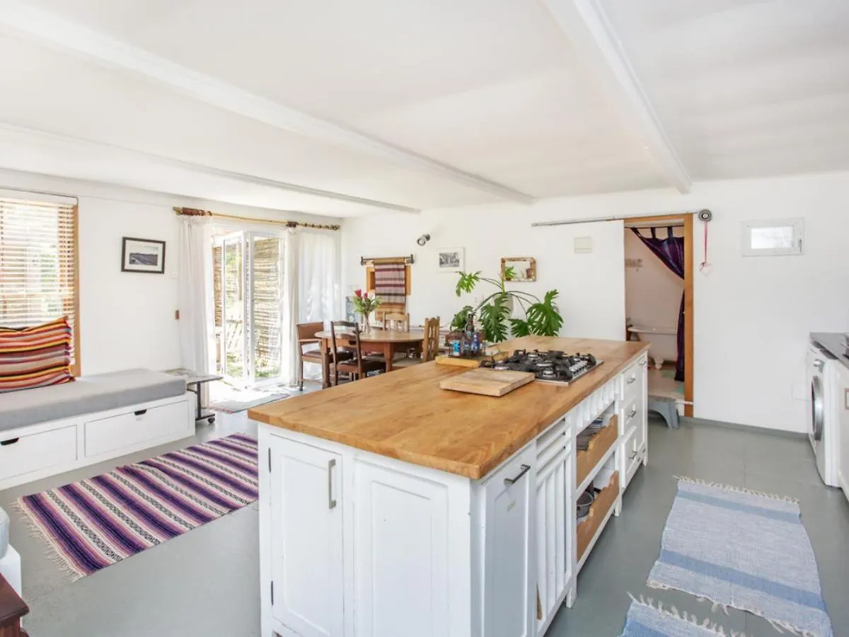 Scarborough Beach Bungalow